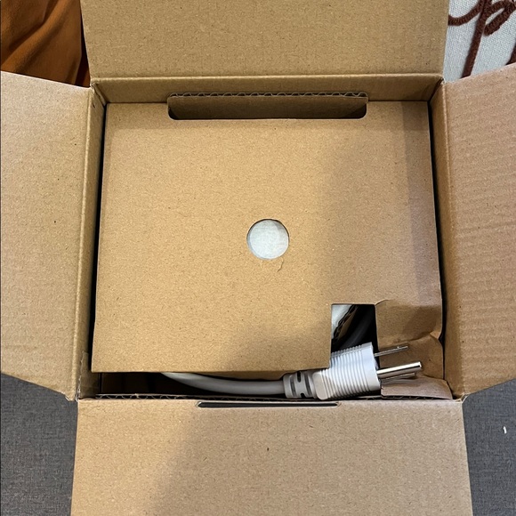 Philips Avent Fast Bottle Warmer - White - Picture 2 of 2